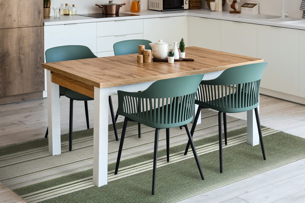 Rugmaker_Blog-Piece-SideImages_Interior of light kitchen with dining table and white counters