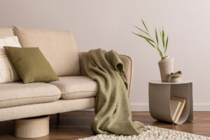 Rugmaker_Blog-Piece_Beige wall. Minimalist home decor