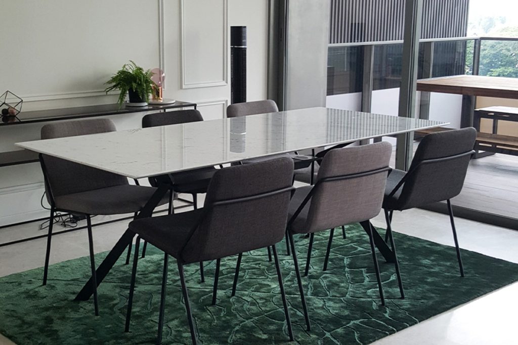 Rugmaker_Blog-Piece_Modern interior kitchen room with rug